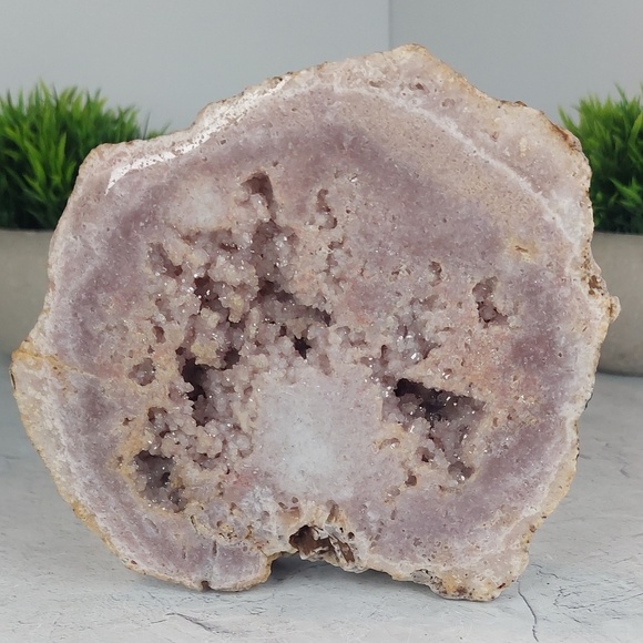 Pink Amethyst Display | Love, Emotional Healing & Tranquility - Picture 3 of 4